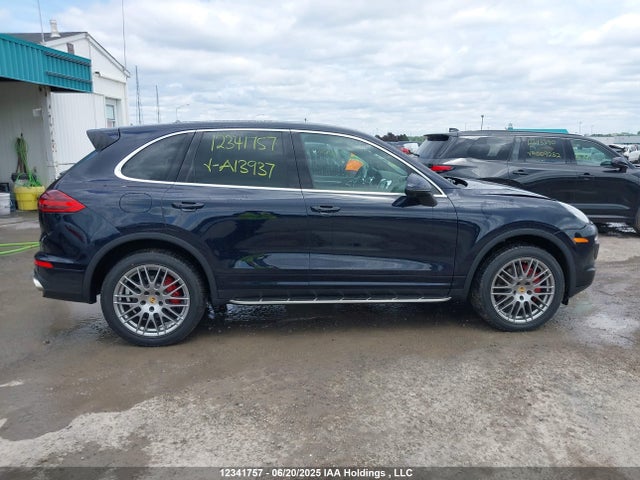 WP1AA2A29GKA13937 Porsche Cayenne