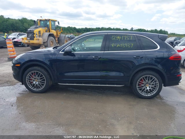 WP1AA2A29GKA13937 Porsche Cayenne