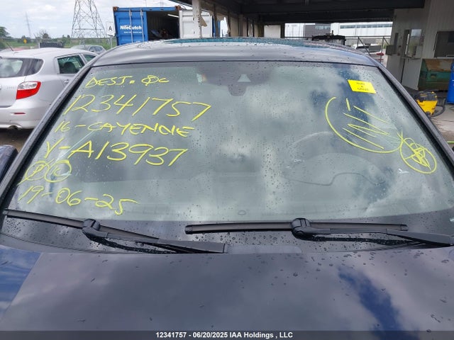 WP1AA2A29GKA13937 Porsche Cayenne