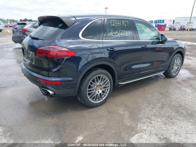 WP1AA2A29GKA13937 Porsche Cayenne