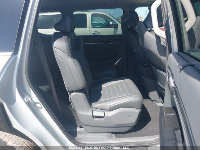 KNDADFS58R6049185 KIA 2024