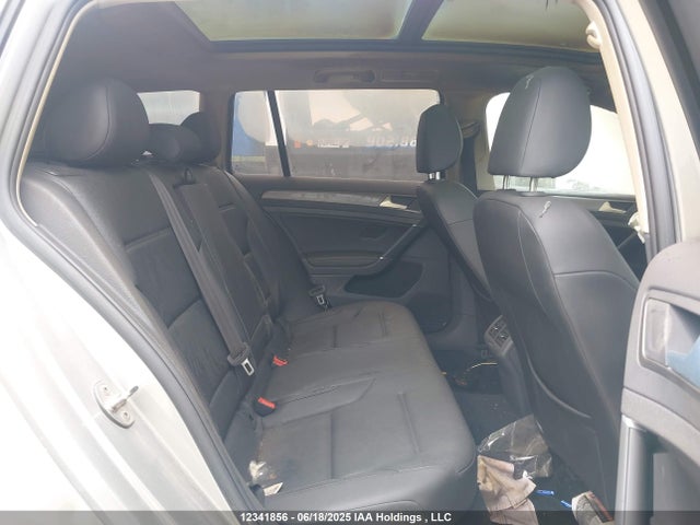 3VW117AU9JM768342 Volkswagen GOLF SPORTWAGEN