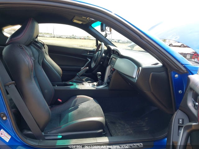 JF1ZCAC10E9601085 Subaru 2014