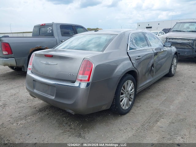 Chrysler 300 2014 2C3CCARG2EH306165 Image 23