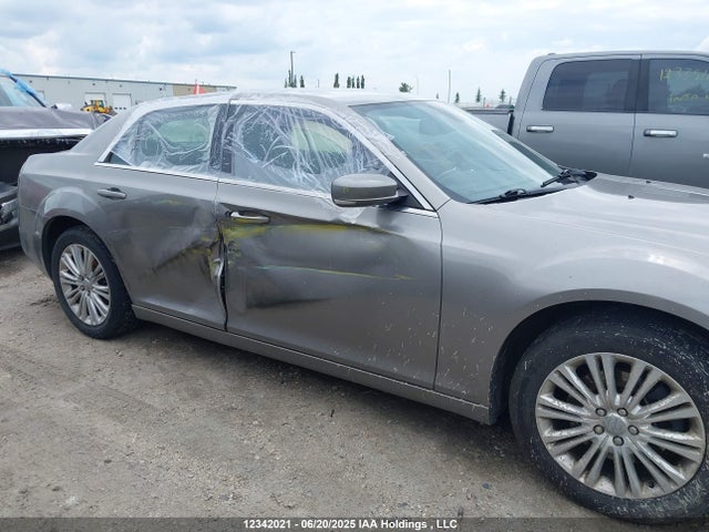 Chrysler 300 2014 2C3CCARG2EH306165 Image 25