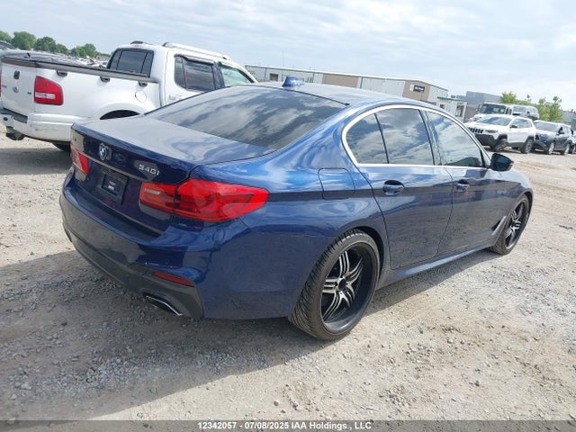 WBAJE7C56KWW43004 BMW 540I