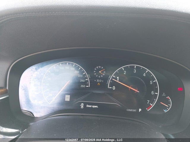 WBAJE7C56KWW43004 BMW 540I