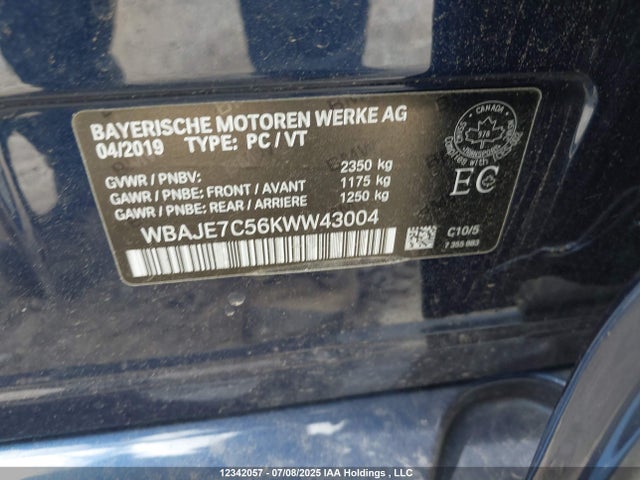 WBAJE7C56KWW43004 BMW 540I