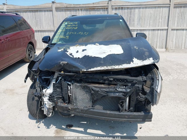 KNDEPCAAXP7358718 KIA nu