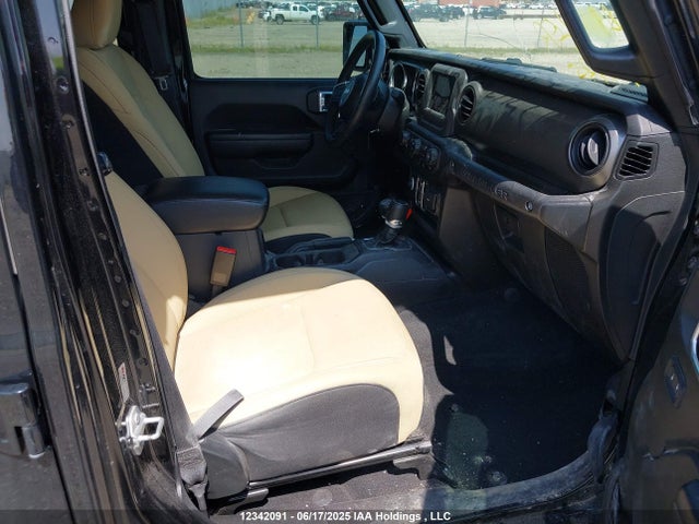 1C4HJXDG2PW589334 Jeep Wrangler