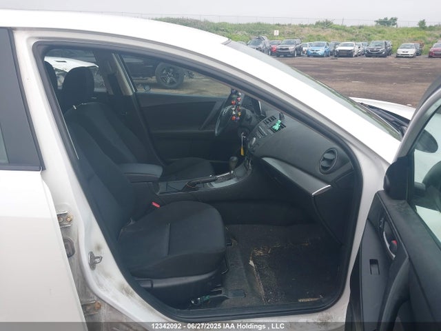 2011 Mazda Mazda3 Gs მანქანა იყიდება აუქციონზე, vin: JM1BL1L52B1447830, აუქციონის ნომერი: 12342092