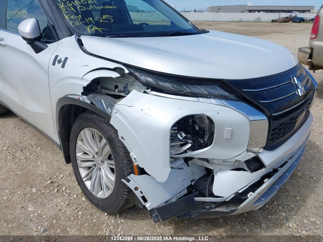 JA4J4VA8XRZ618021 Mitsubishi Outlander