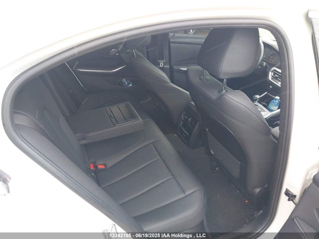 3MW5R7J08M8B64852 BMW 330I