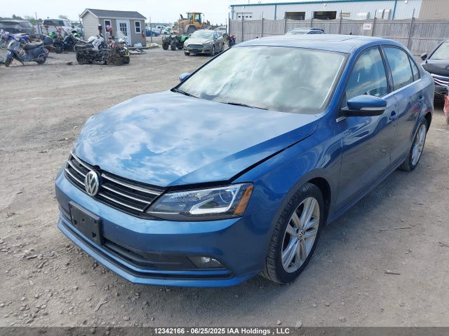 3VWL07AJ9FM288505 Volkswagen 2015