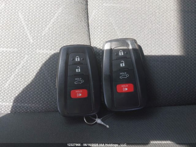 2T3R1RFV8RC475109 Toyota Rav4 Xle