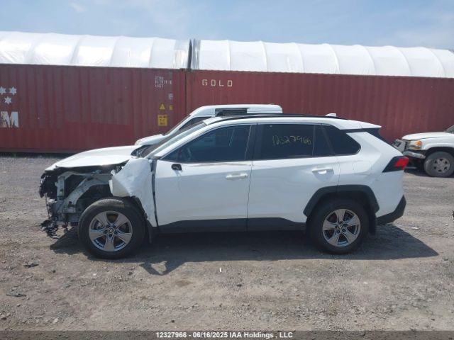 2T3R1RFV8RC475109 Toyota Rav4 Xle