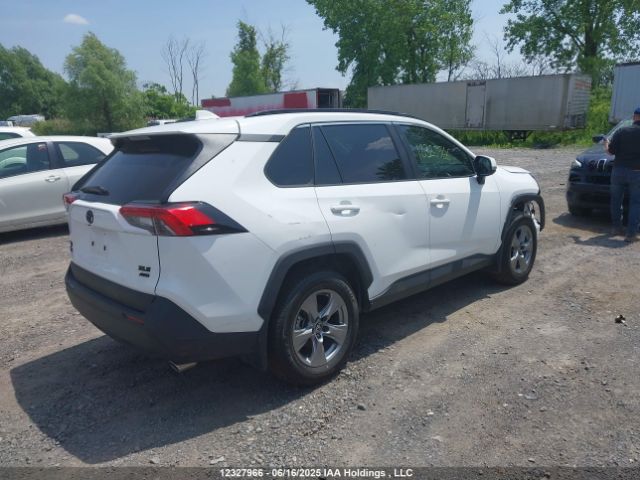 2T3R1RFV8RC475109 Toyota Rav4 Xle