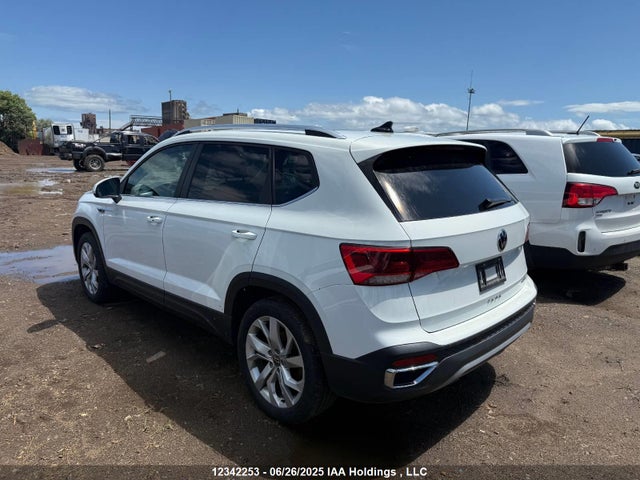 3VVLX7B28NM069914 Volkswagen tsi