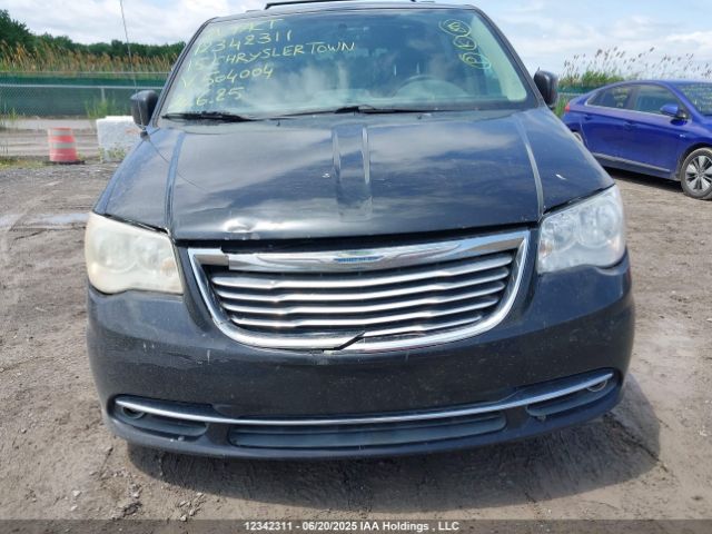 2C4RC1CG1FR504004 Chrysler Town and Country