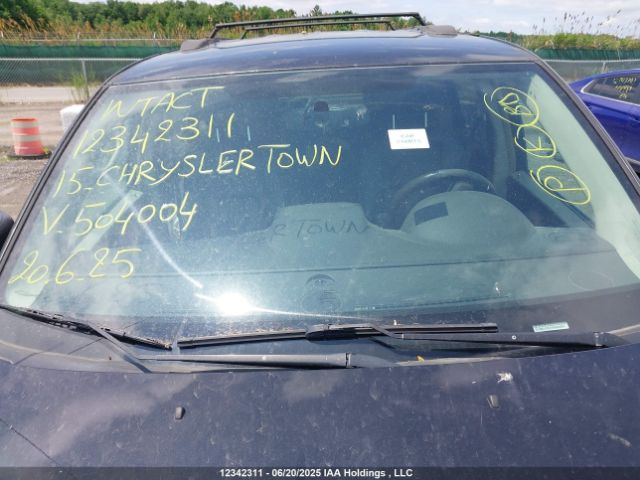 2C4RC1CG1FR504004 Chrysler Town and Country