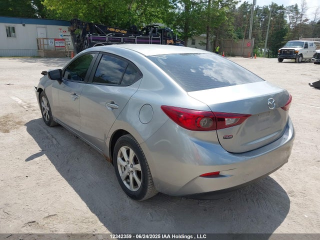 JM1BM1U77E1139392 Mazda pe
