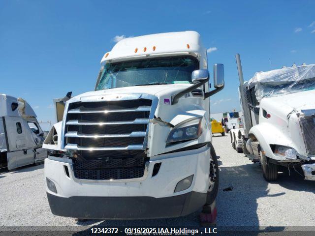 Freightliner Detroit Diesel Dd15 2021 1FUJHHDR1MLMA7385 Image 13