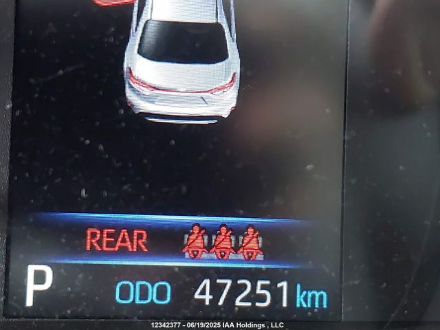5YFBPMBE9NP352351 Toyota 2zr-fae