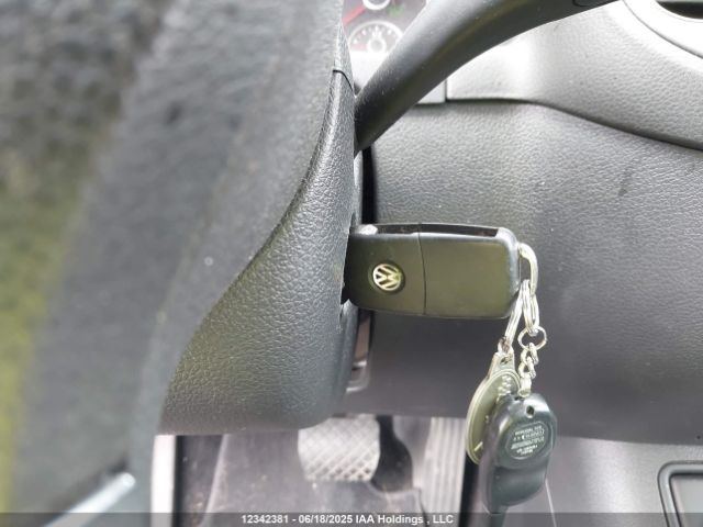 WVGJV3AX8EW514763 Volkswagen 2014