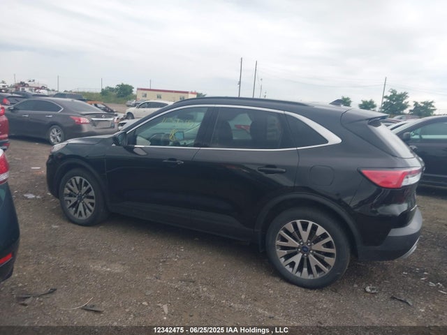 1FMCU9J91NUA51506 Ford gtdi 240ps