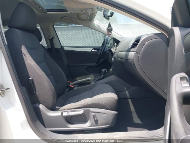 3VWD07AJ5EM401899 Volkswagen Jetta