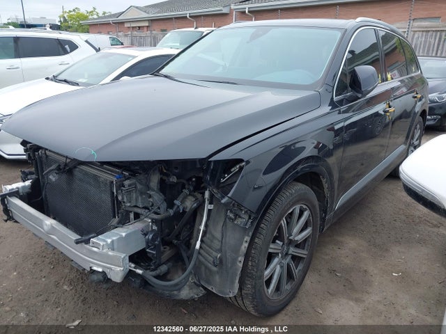 Audi Q7 2019 WA1LAAF77KD005657 Image 2