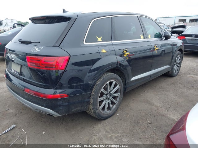 Audi Q7 2019 WA1LAAF77KD005657 Image 4