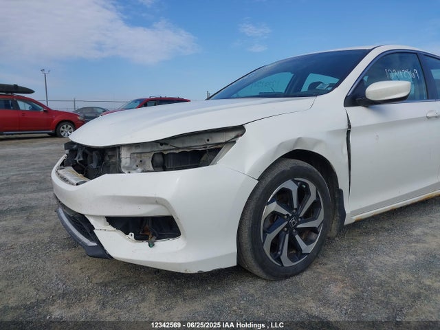 1HGCR2E31GA800863 Honda k24w1