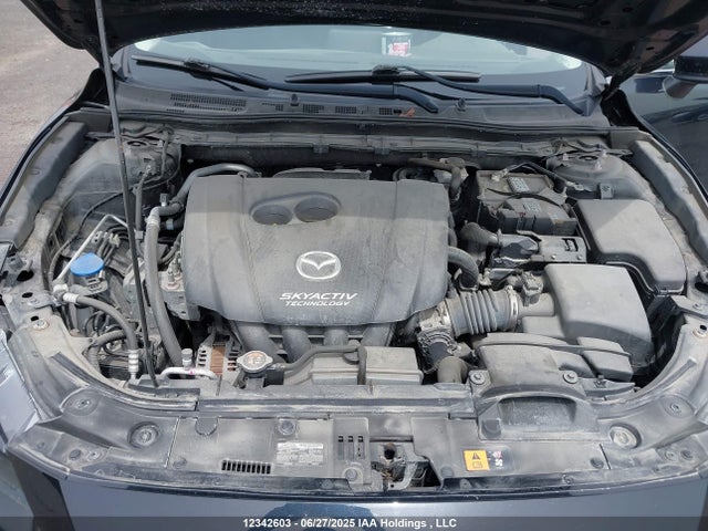 3MZBN1L72JM259402 Mazda pe