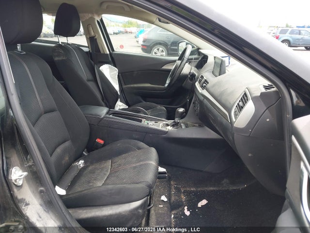 3MZBN1L72JM259402 Mazda pe