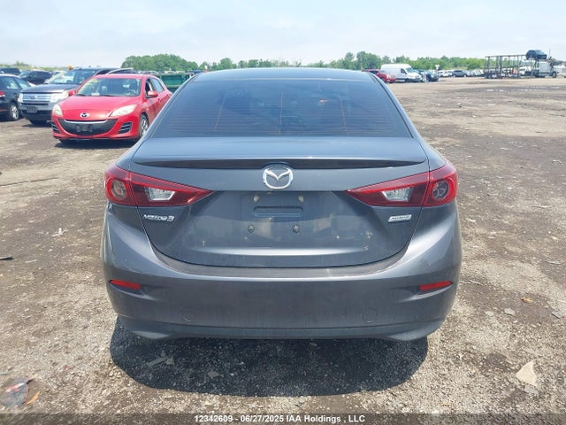3MZBM1V7XFM154954 Mazda pe