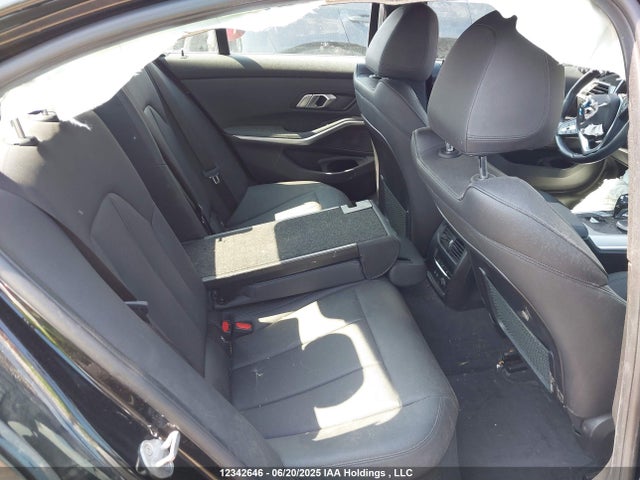 3MW5R7J06L8B27216 BMW 330I