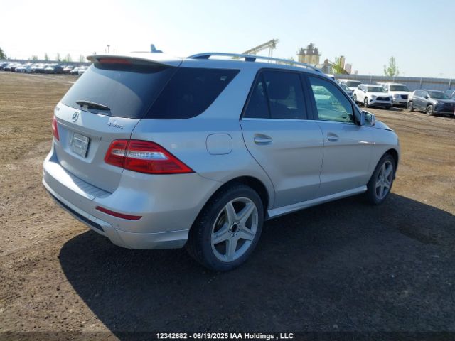 4JGDA5HB0EA389978 Mercedes-Benz 2014