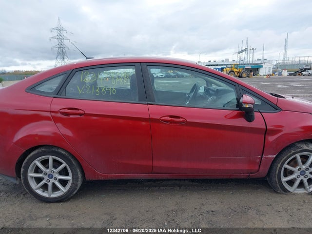 Ford Fiesta 2014 3FADP4BJXEM213896 Image 14