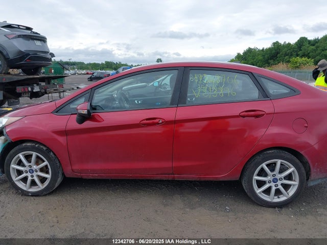 Ford Fiesta 2014 3FADP4BJXEM213896 Image 15