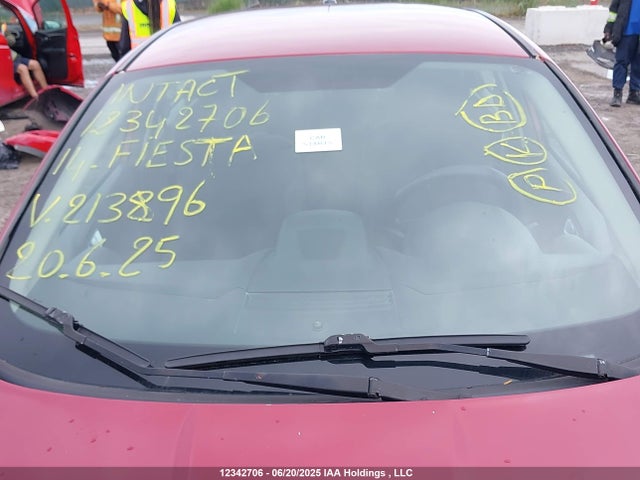 Ford Fiesta 2014 3FADP4BJXEM213896 Image 18
