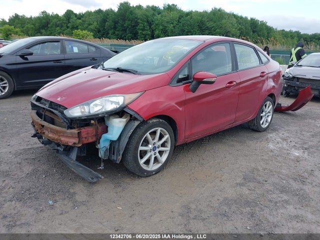 Ford Fiesta 2014 3FADP4BJXEM213896 Image 2