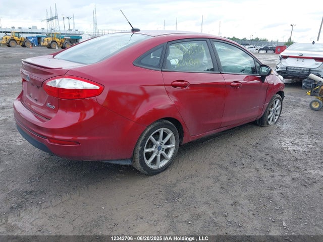 Ford Fiesta 2014 3FADP4BJXEM213896 Image 4
