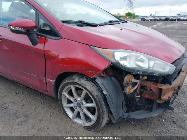Ford Fiesta 2014 3FADP4BJXEM213896 Image 6