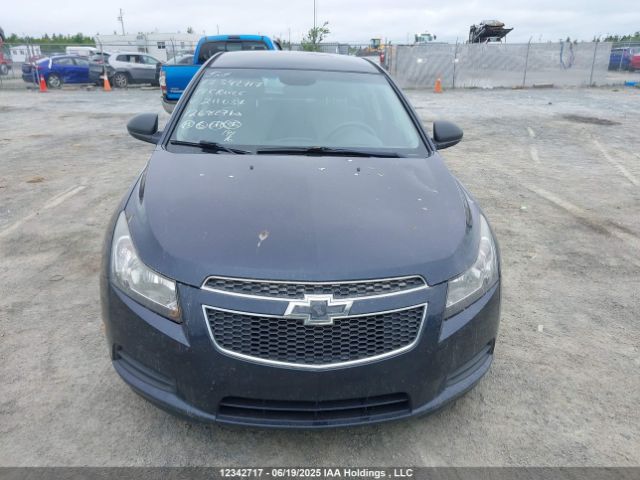 1G1PL5SH6E7211037 Chevrolet luw