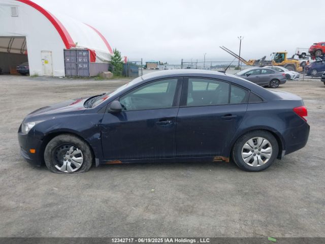 1G1PL5SH6E7211037 Chevrolet luw