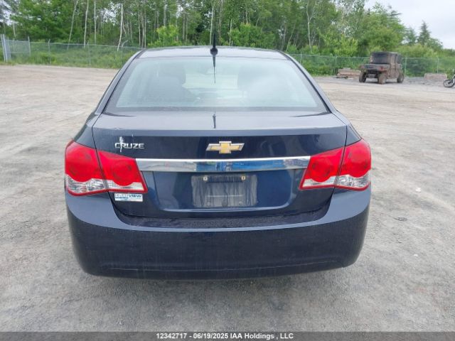 1G1PL5SH6E7211037 Chevrolet luw