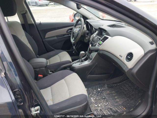 1G1PL5SH6E7211037 Chevrolet luw