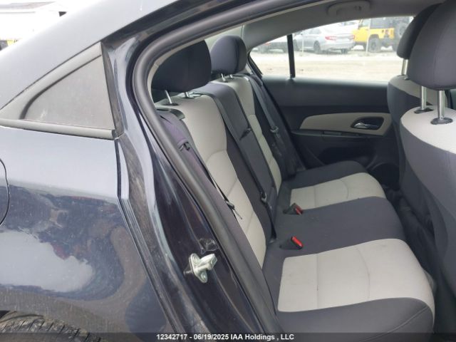 1G1PL5SH6E7211037 Chevrolet luw