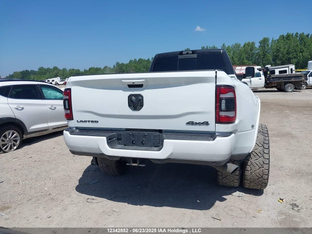 RAM 3500 2024 3C63RRRL2RG210250 Image 16